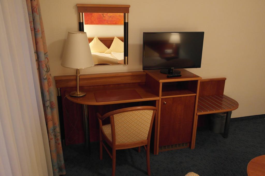 Hotel Jahnhaus Ланґенфельд Номер фото